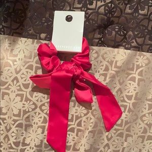 Silky forever 21 scrunchie